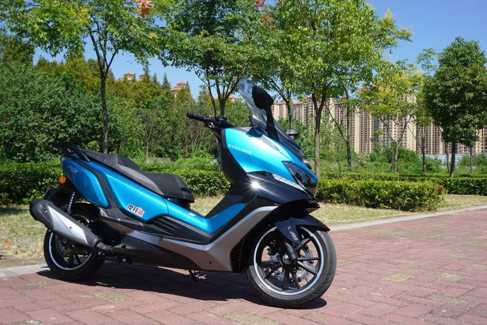 智能升级2020款赛科龙rt3智慧版静态测评