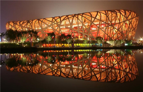 马拉卡纳体育场|北京奥运会已过去12年，耗资23亿修建的鸟巢，如今是赚还是赔？