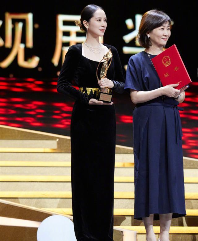 海清|海清实惨！错失白玉兰又与飞天失之交臂，是奖运差还是实力不够？