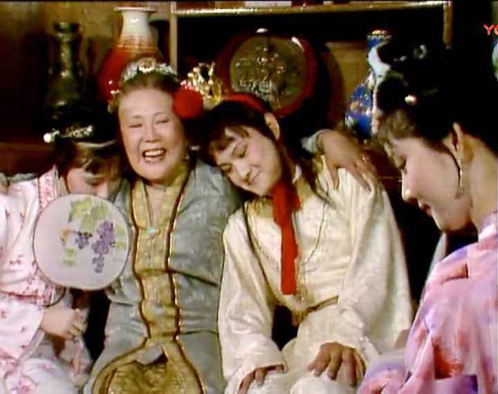 贾宝玉|如果宝玉能同时娶宝钗和黛玉，宝钗为妻黛玉为妾，是最圆满的结局