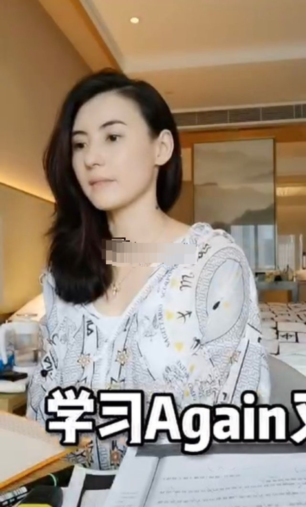 张柏芝|40岁张柏芝上网课 素颜状态也太好了