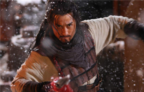 林冲|梁山中，林冲打不过的好汉有多少？专家：至少5人，还有一名女子