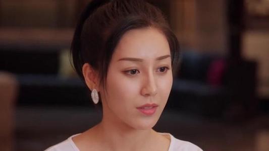 秦岚|著名演员秦岚：两次恋情均无果，用双手撑起父母的幸福晚年