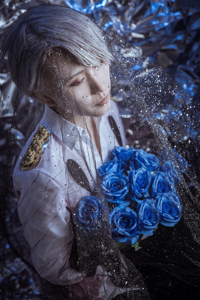 《冰上的尤里》cosplay正片图赏:维克托·尼基福罗夫_腾讯新闻