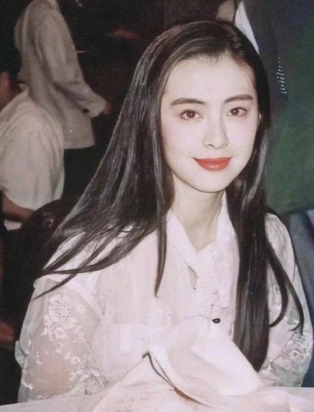 王祖贤|赵小棠撞脸王祖贤？这两张脸，真的很像吗？