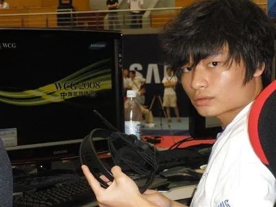 黄翔longdd中国第一批dota职业选手