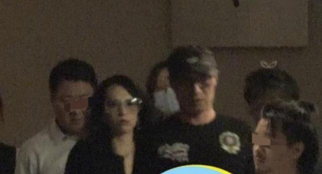 章子怡|吃瓜日报丨章子怡现身富豪聚会？黄晓明被骗3600万？羽泉合体？