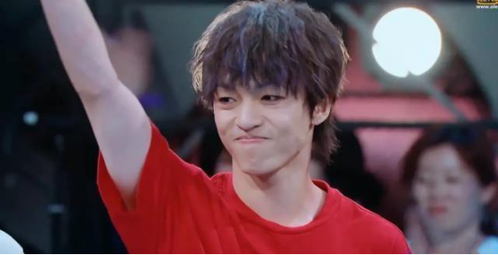 街舞|大神纷纷放弃复活不愿陪跑，相比《浪姐》，《街舞》节目组还是太嫩