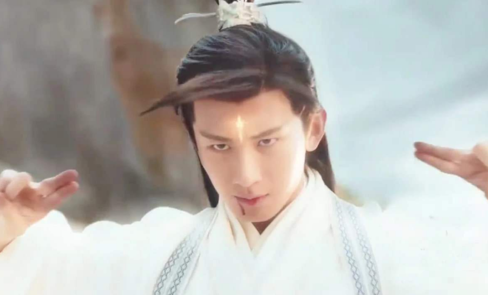 成毅|富婆追星成毅，直接联系欢瑞老板安排饭局，网友评论真相了