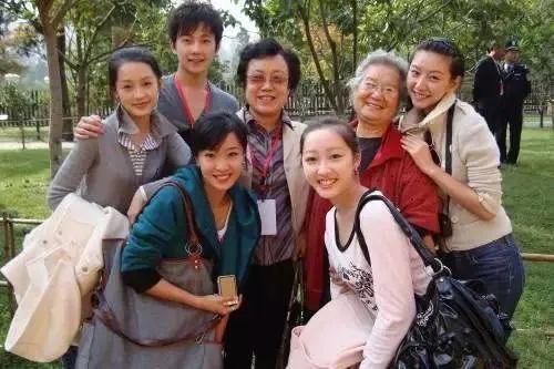 李沁_体育明星|她男友到底是谁啊…