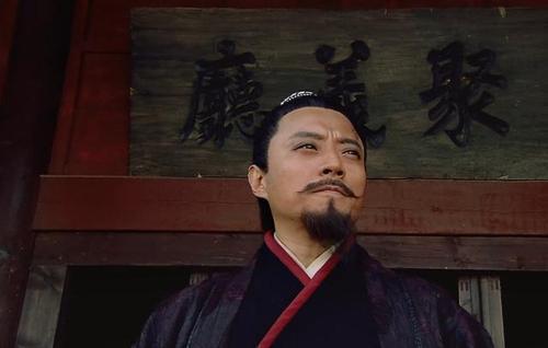 宋江|梁山好汉均不得善终？早有2人识破宋江真面目，悄悄另谋他路