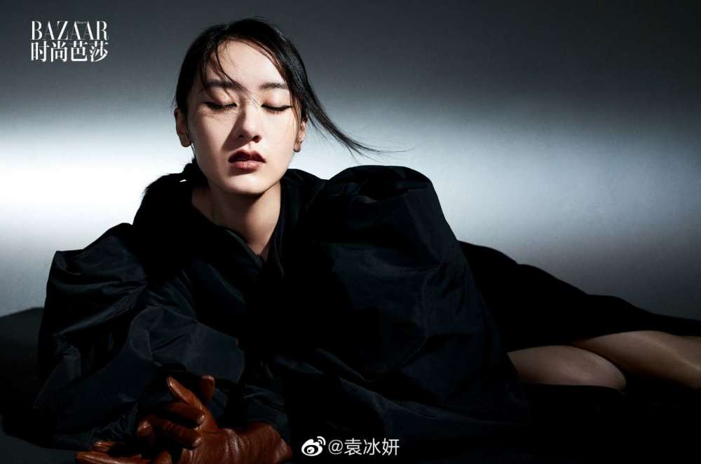 女神袁冰妍:黑暗风来袭,冷艳,无情