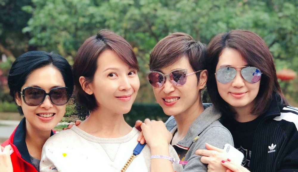 王菲|庆生发微博就是闺蜜？NO！这样的才是娱乐圈真姐妹