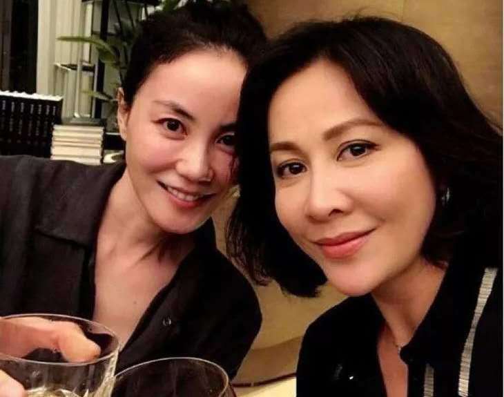 王菲|庆生发微博就是闺蜜？NO！这样的才是娱乐圈真姐妹