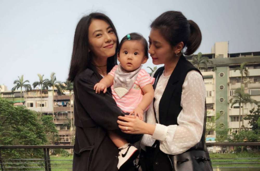 王菲|庆生发微博就是闺蜜？NO！这样的才是娱乐圈真姐妹