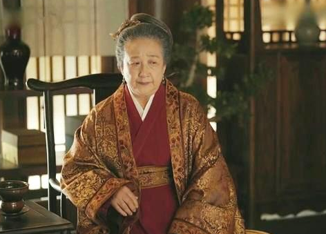 知否王老太太已经说出自己是两边保全的策略为什么大娘子依然记恨她