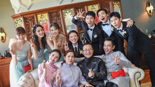 唐艺昕|唐艺昕产后复出首封大片，状态不输杨幂赵丽颖，张若昀功劳不小