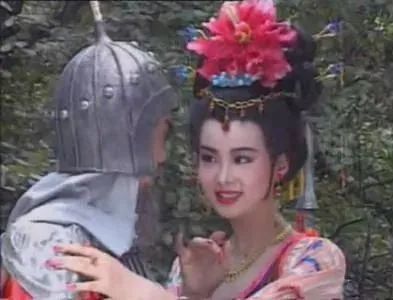 唐太宗李世民|景甜范冰冰惊艳一时的古装扮相，都不如她们十分之一…