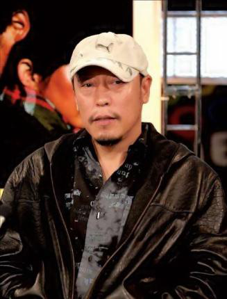 倪大红|倪大红身体状态引担忧，被称“名导收割机”的他才是真正的剧抛脸