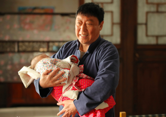 倪大红|倪大红身体状态引担忧，被称“名导收割机”的他才是真正的剧抛脸