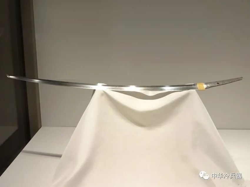 武士刀|武士刀也分三六九等，太刀才是日本的重击斩杀伐利刃——日本太刀