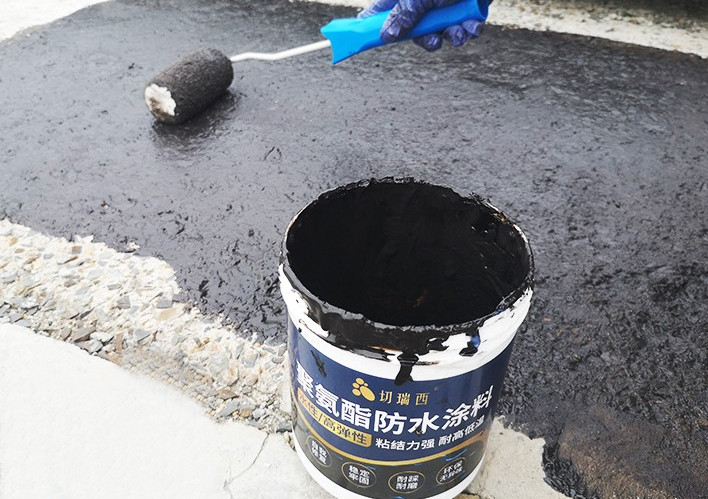 防水卷材:防水卷材包括沥青防水卷材和高分子防水卷材等产品.