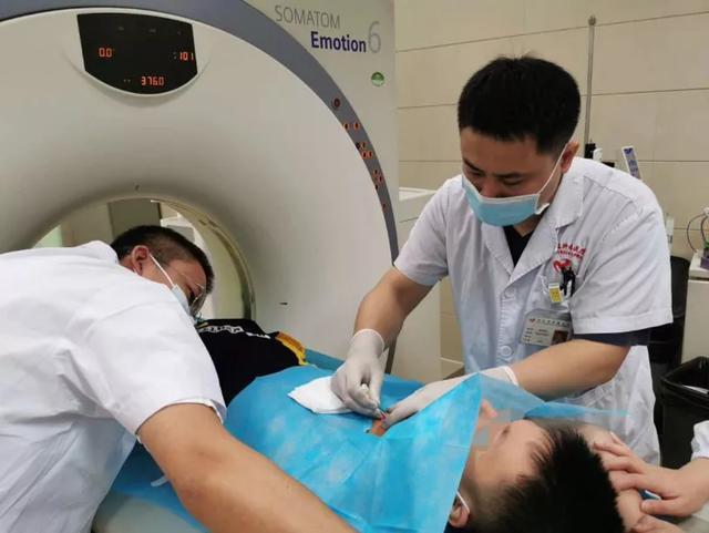 湖南省肿瘤医院|12岁男孩肺癌晚期！妈妈崩溃说出几个细节