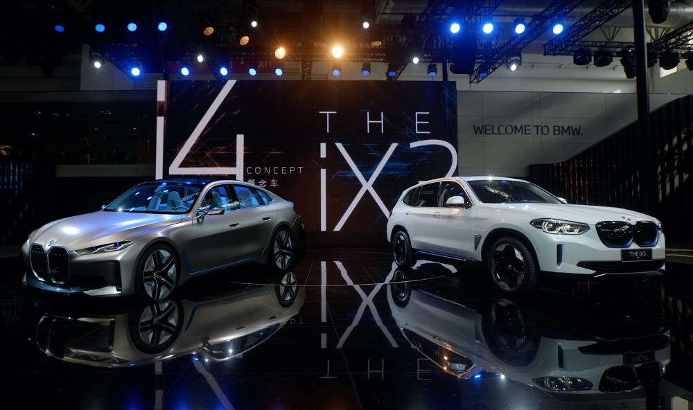 宝马|宝马M＋i品牌“两翼”齐飞，鏖战北京车展定义高档可持续出行