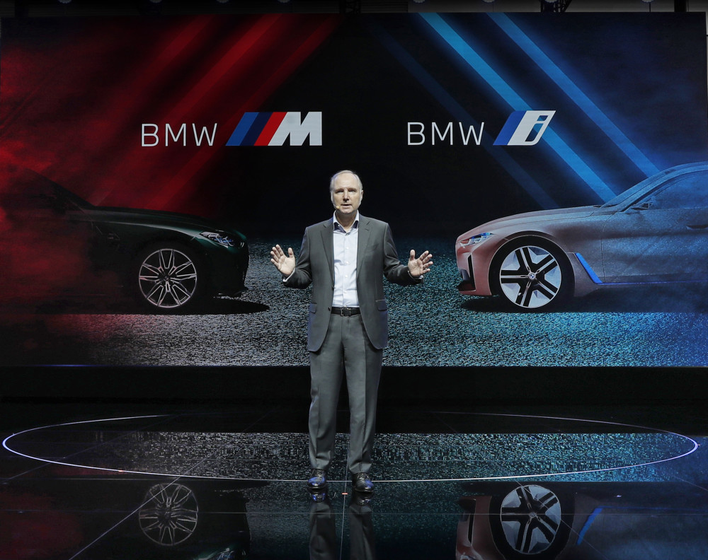宝马|宝马M＋i品牌“两翼”齐飞，鏖战北京车展定义高档可持续出行
