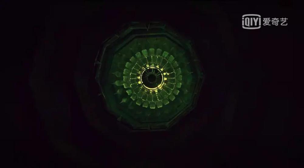 吴邪|《重启》吴邪在金水里看到的古代士兵其实是心脏起搏器真人化？