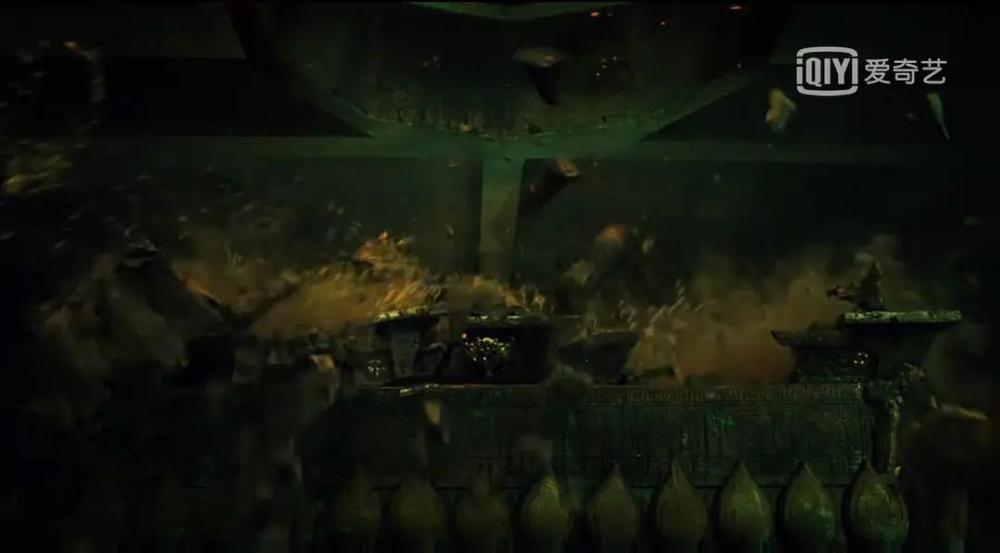 吴邪|《重启》吴邪在金水里看到的古代士兵其实是心脏起搏器真人化？