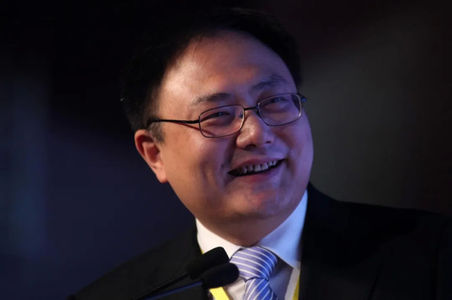 年赚上亿 估值腰斩 罗振宇的焦虑与 得到 新故事 罗辑思维 罗振宇 得到app 知识付费 思维造物