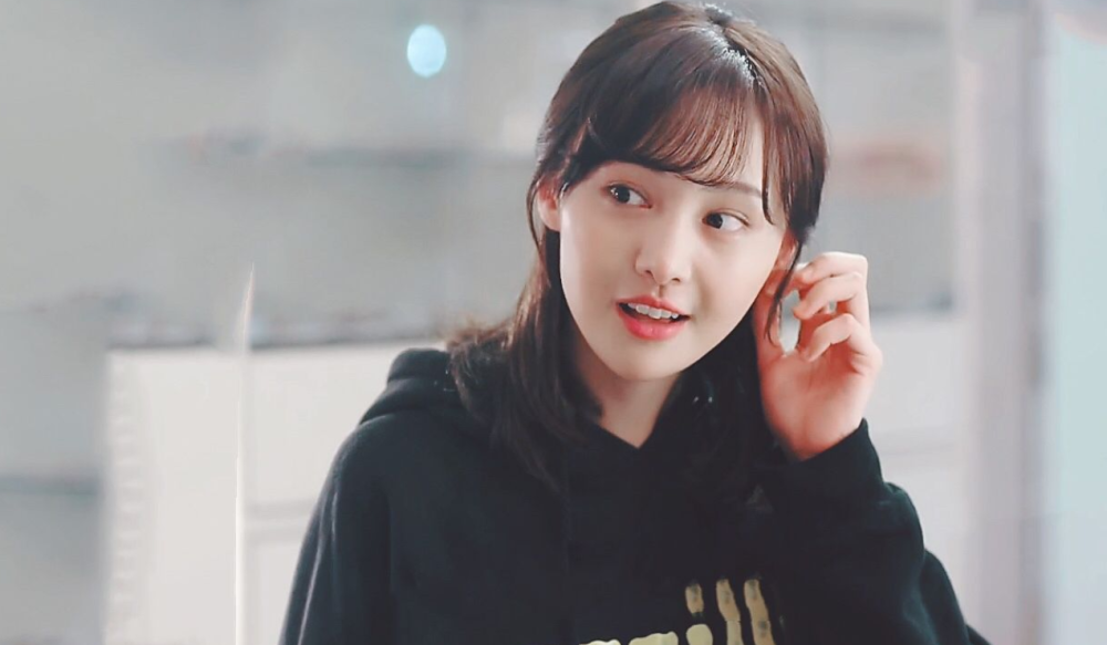 郑爽|郑爽为被丈夫推下悬崖孕妇发声，有人力挺，也有不少人质疑