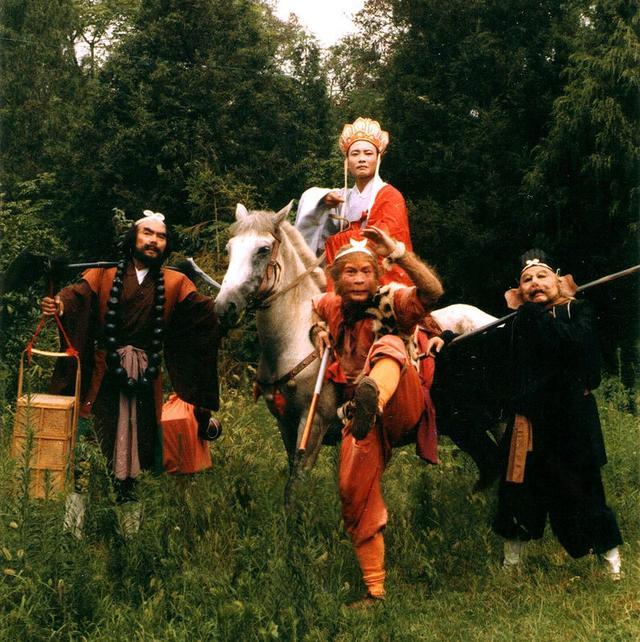 李成儒|杨洁导演晚年不愿再看《西游记》，却在83岁时亲临李成儒生日会