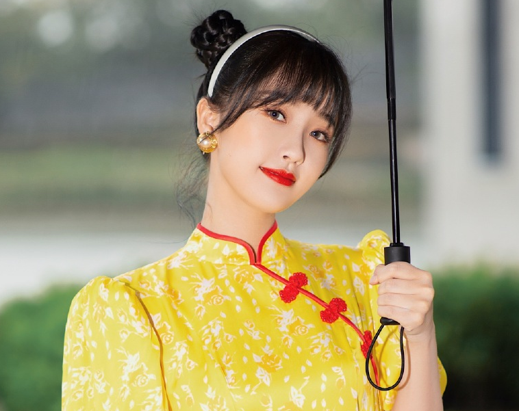 刘雨昕|THE9十月行程：虞书欣进组刘雨昕综艺开录，喻言真的要凉？