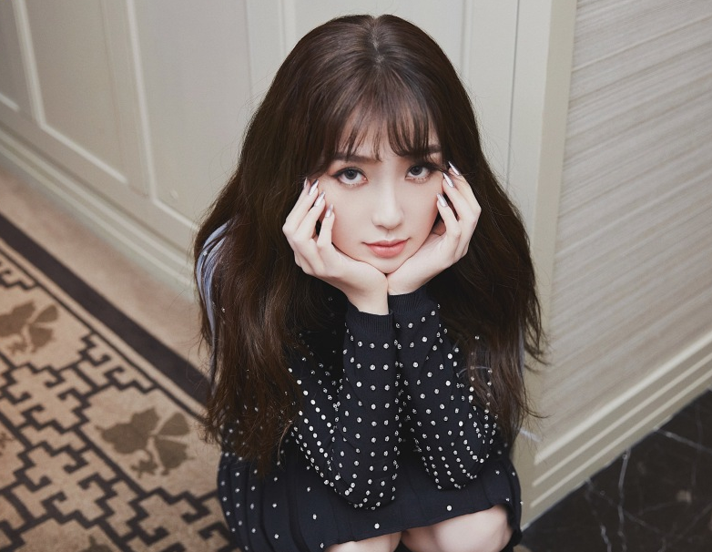 刘雨昕|THE9十月行程：虞书欣进组刘雨昕综艺开录，喻言真的要凉？