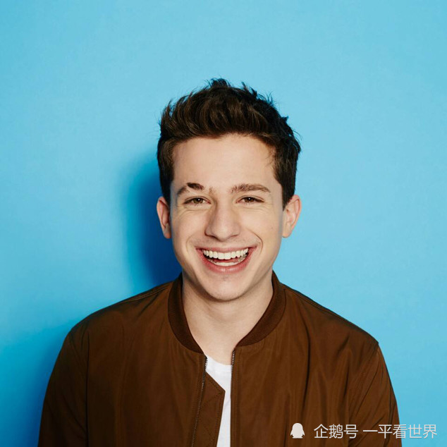 断眉哥查理·普斯以非常吸引人的方式把他的音乐带到了tiktok,他分享