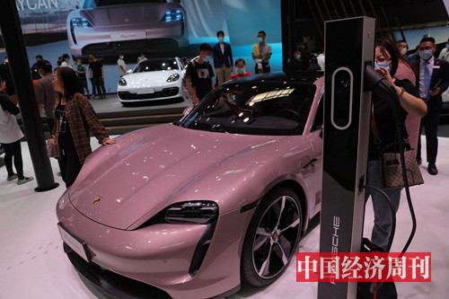 车展|逛了一整天北京车展，我找到了最帅的几款车