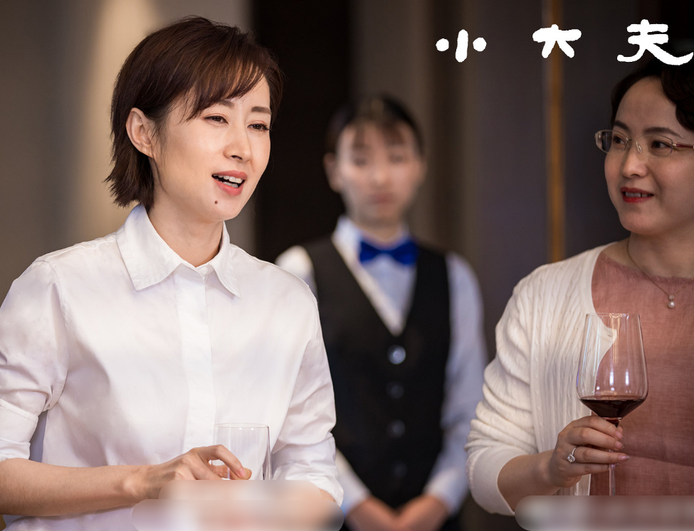 董子健|又一医疗剧即将开播，董子健搭档张嘉倪主演，刘敏涛等实力派做配