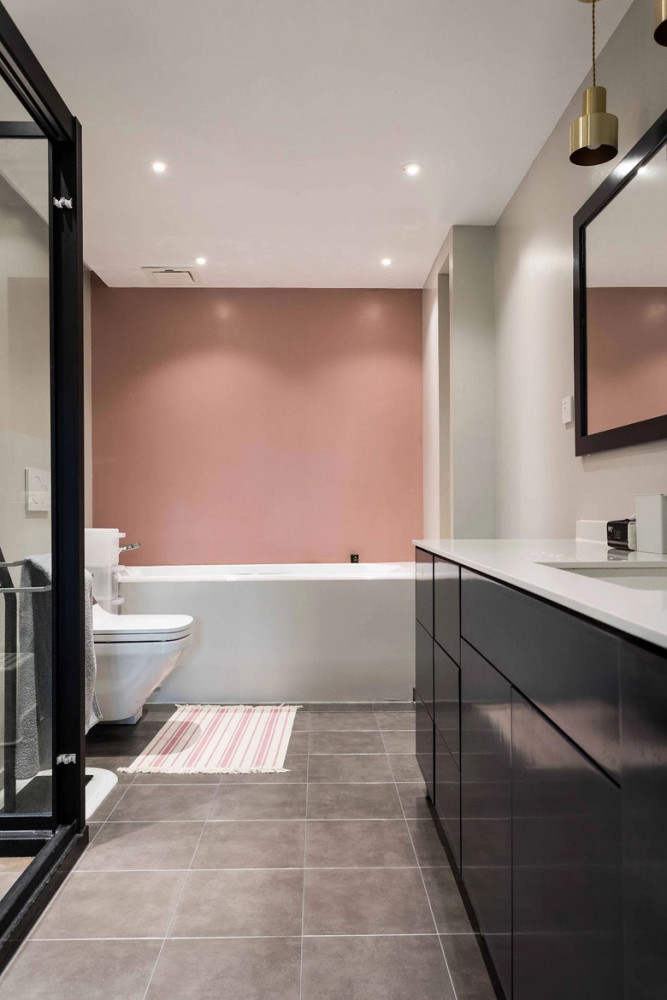 主卧室|北京姑娘家的高级场面：140㎡只留主卧其余全打通，宽敞通透有品味