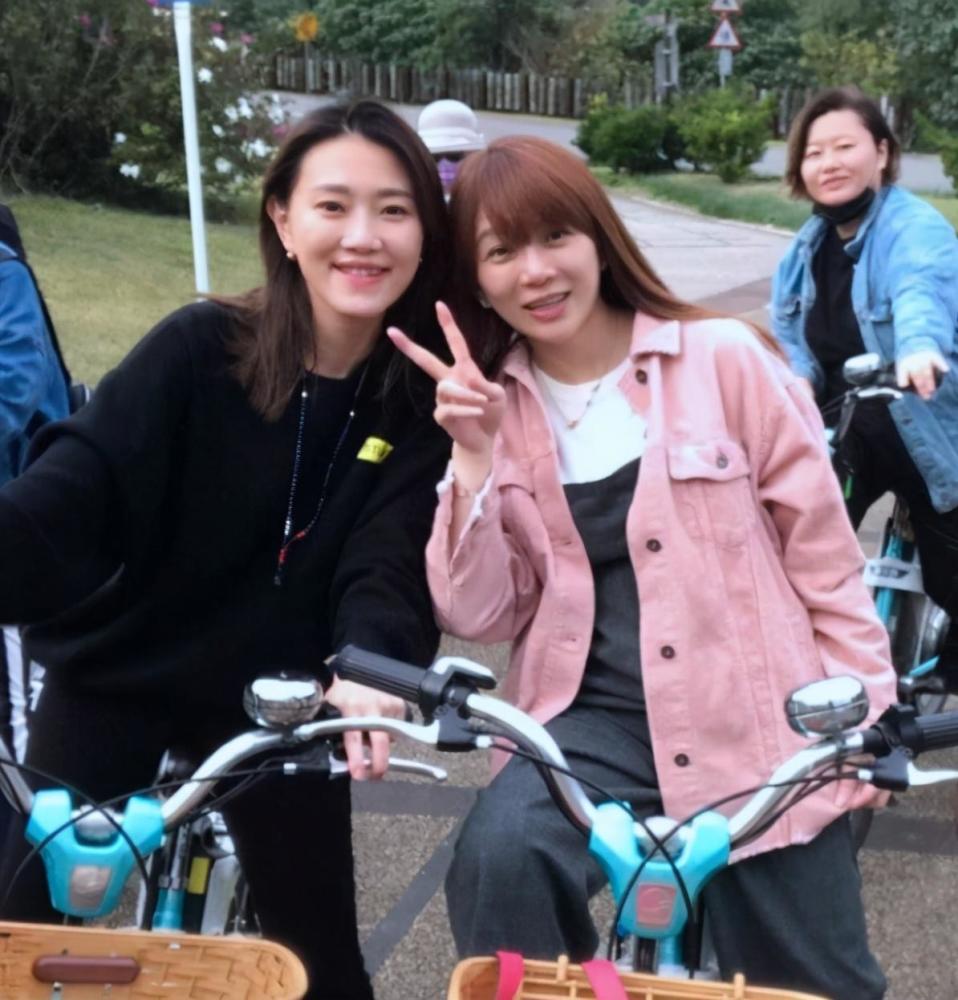 罗志祥|罗志祥经纪人晒女儿正面宣布当妈，孩子是混血儿但未透露生父身份