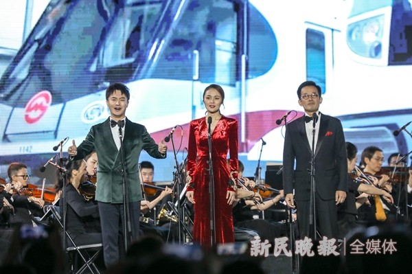 "你是我的一切",赵越和龚爽共同演唱了传唱度很高的《贝加尔湖畔》