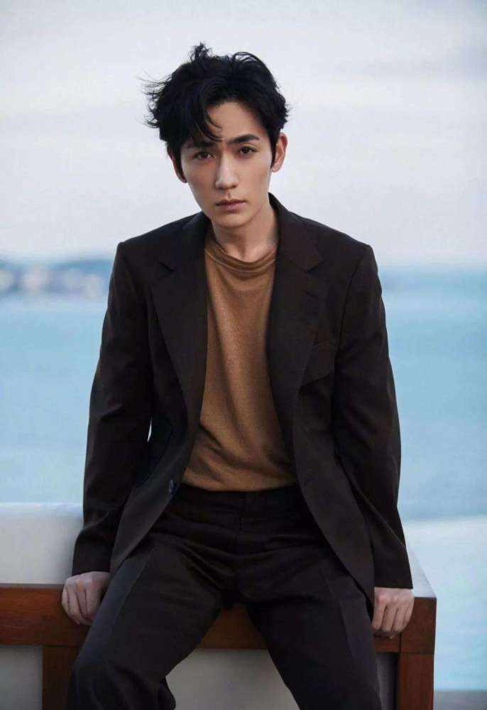 朱一龙|《重启》大结局配角加戏，制片人甩锅朱一龙太忙找配角救场，粉丝晒证据反击