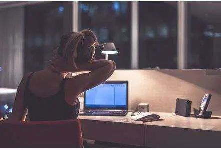 网文|网文作家辛苦写作，为什么家人会反对