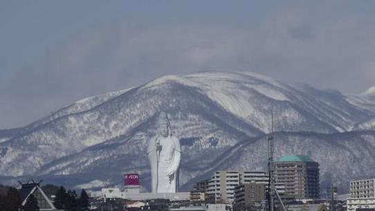 日本最大观音像 内有108尊佛像 电梯可直达顶部