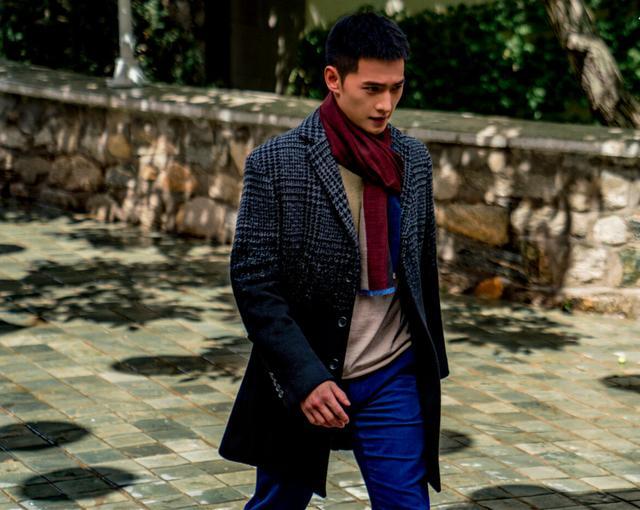 急先锋|《急先锋》：以硬汉形象出镜的杨洋，终于摆脱了“拉面舞”的尴尬