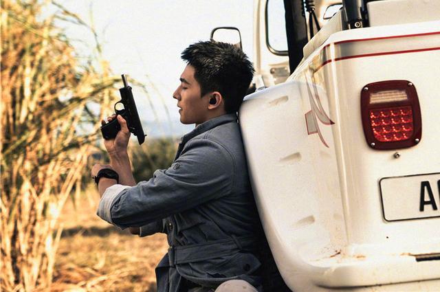 急先锋|《急先锋》：以硬汉形象出镜的杨洋，终于摆脱了“拉面舞”的尴尬