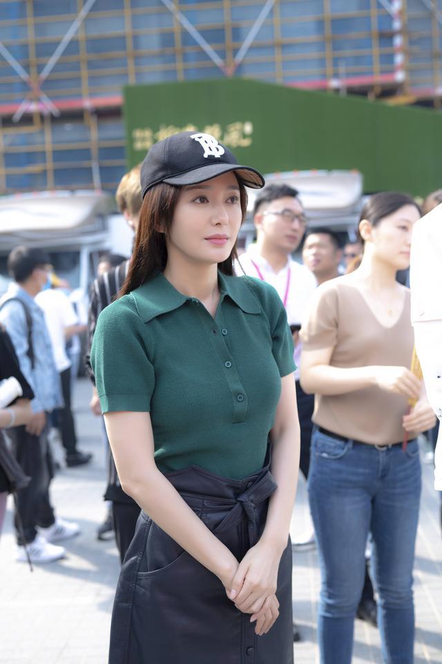 秦岚|秦岚真的演了姐弟恋，比男演员大20岁，会有cp感嘛？