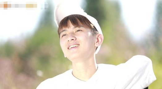 6年后,与爷爷相依为命的女孩去世,富二代做法太暖心|变形计|王晨正