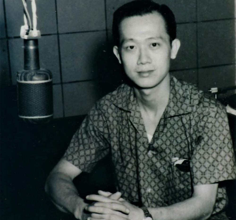 老戏骨|恭喜！86岁老戏骨承认新恋情，5年前经历丧妻之痛，直言不需遮掩